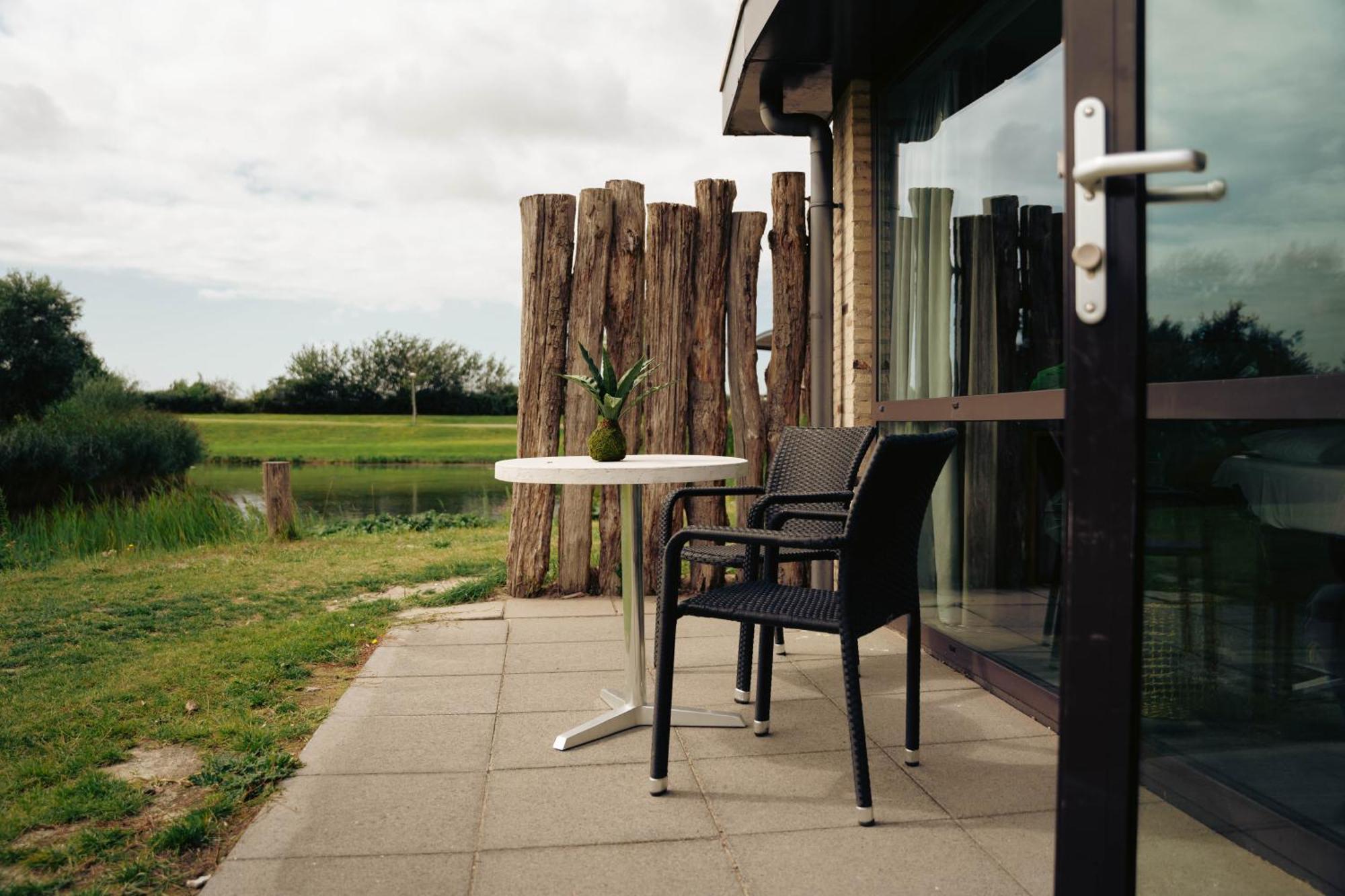 Resort Land & Zee Scharendijke Exterior photo